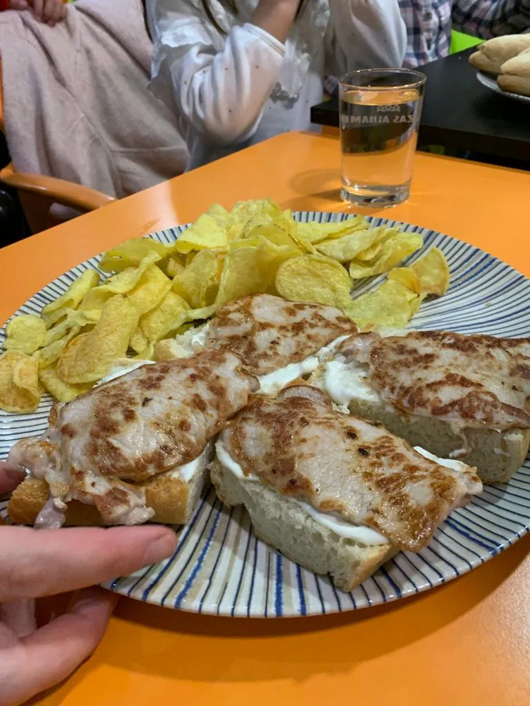 Adriana De Zarraga Golzarri_As de tapas_Gójar_recensione