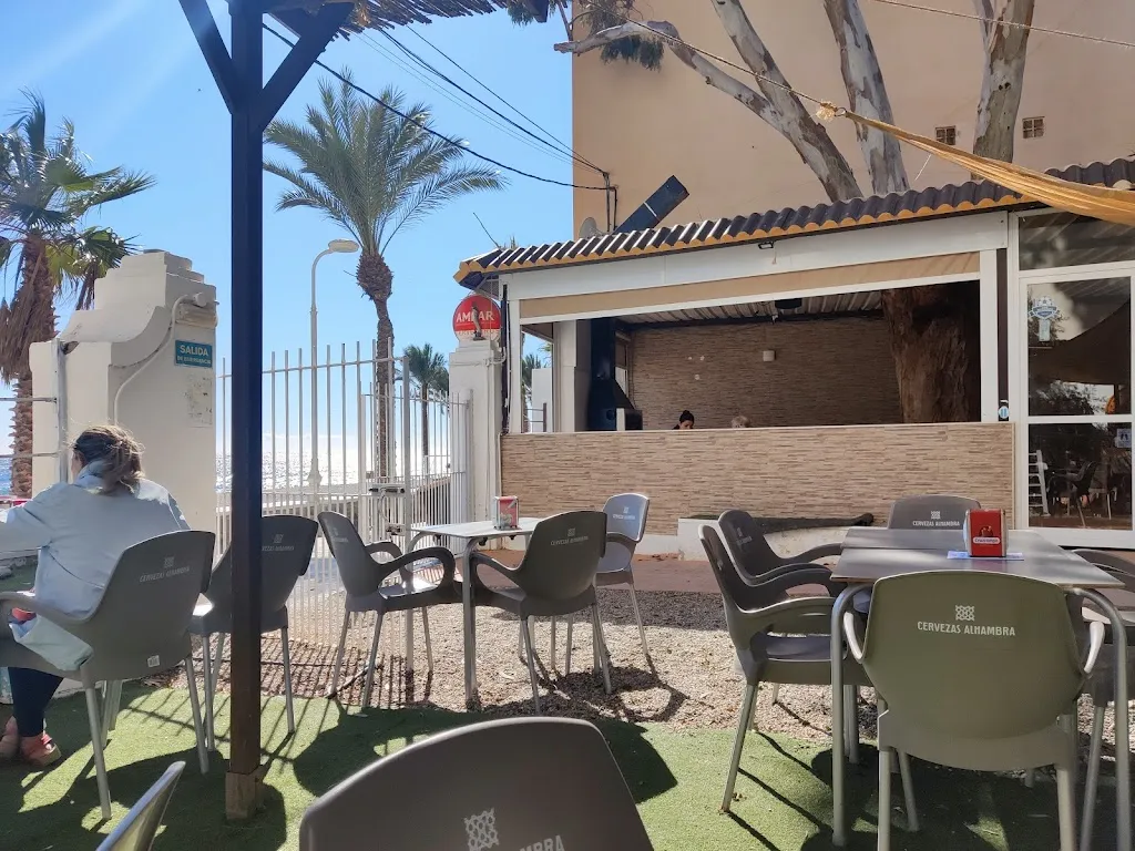 Las chanclas Playa-Castell restaurant in Gualchos