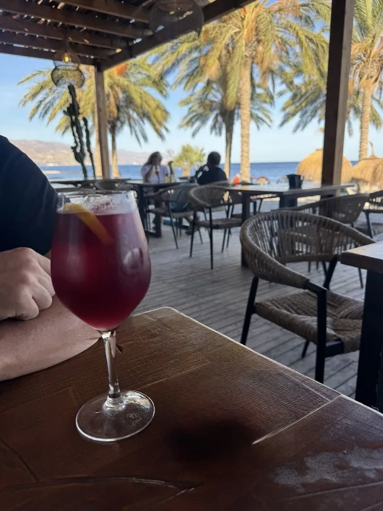 G s_Essencia playa castell_Gualchos_review