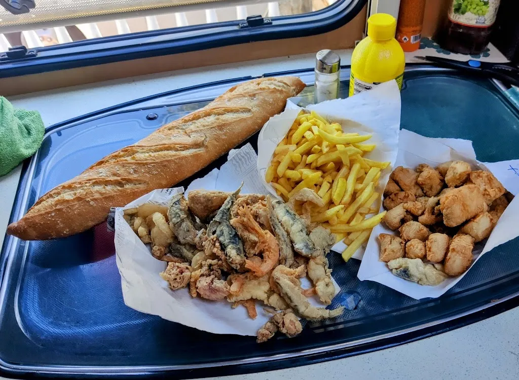 Freiduría Lute y Jesús Castell de Ferro_Gualchos_slider_image_3