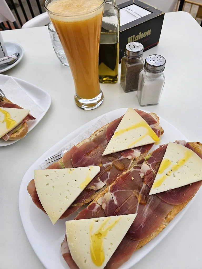 Menu_Bar La Tapa Tia , Casa Rocio_Gabias Las_image_1