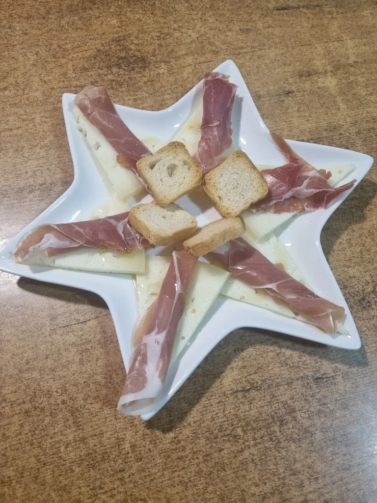 Menu_Bar La Tapa Tia , Casa Rocio_Gabias Las_image_8