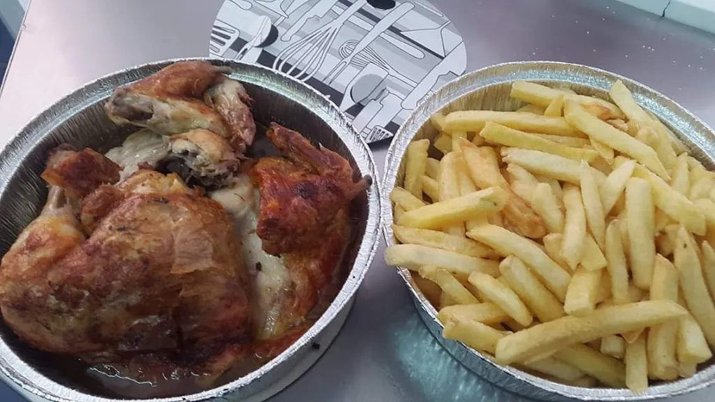 ASADERO Y COMIDAS CASERAS Más Bocados restaurant in Gabias Las