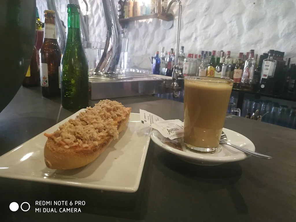 Menu_Cafetería Las Nogueras_Huéneja_image_3