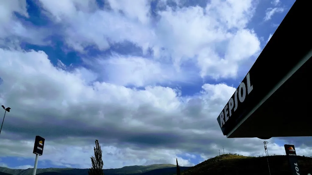 Área De Servicio Huéneja - Bar y Gasolinera_Huéneja_slider_image_3