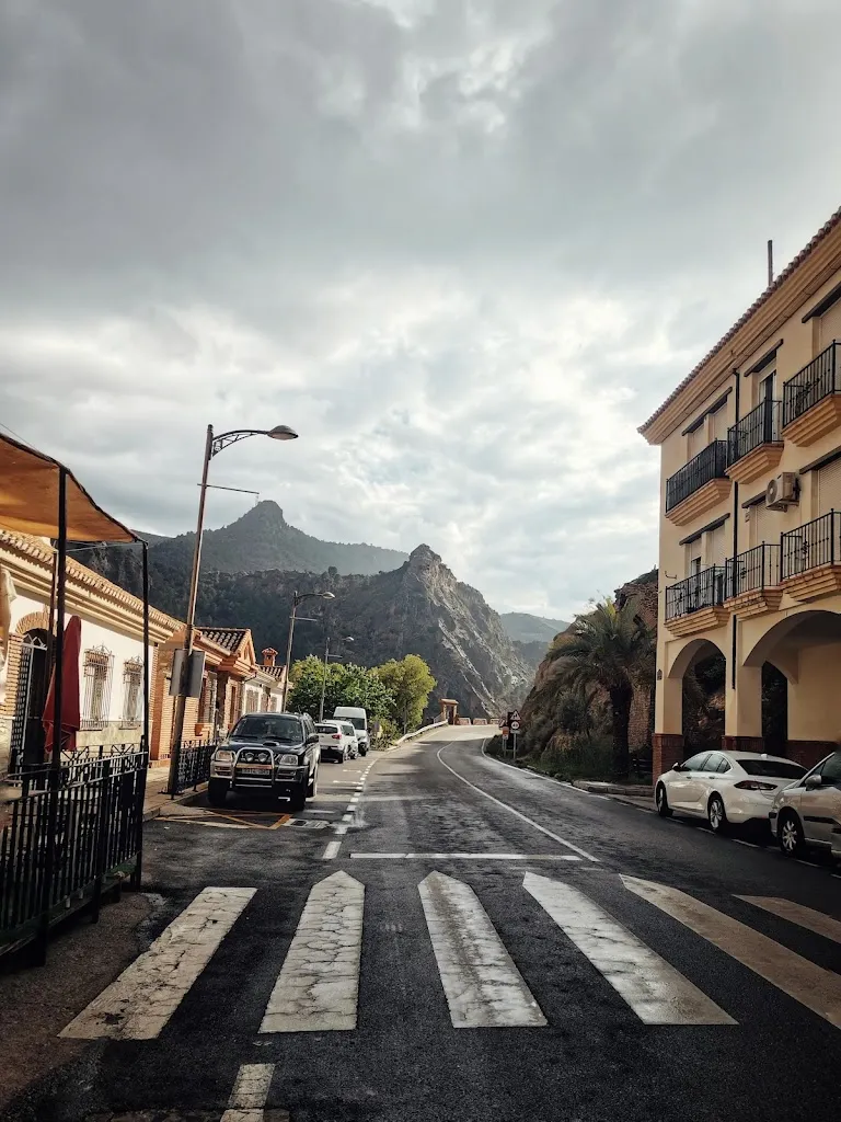 James K_Restaurante Las Olivillas_Güejar Sierra_review