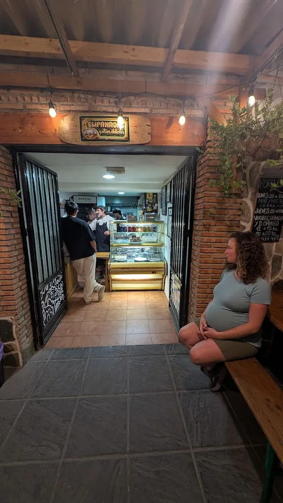 leonardo gregorczuk_EL Rincón De Sole_Güejar Sierra_review