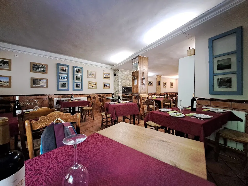 Restaurante Asador Casa Chiquito restaurant in Güejar Sierra