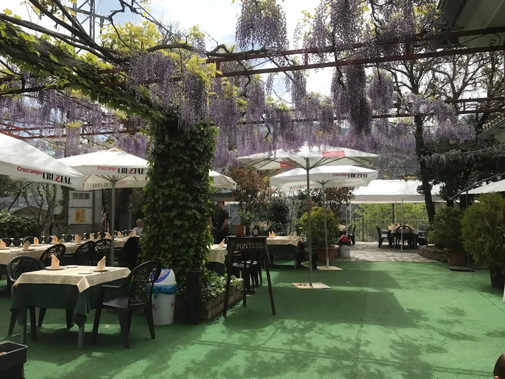 Restaurante Las Lomas Abrasador_Güejar Sierra_slider_image_1