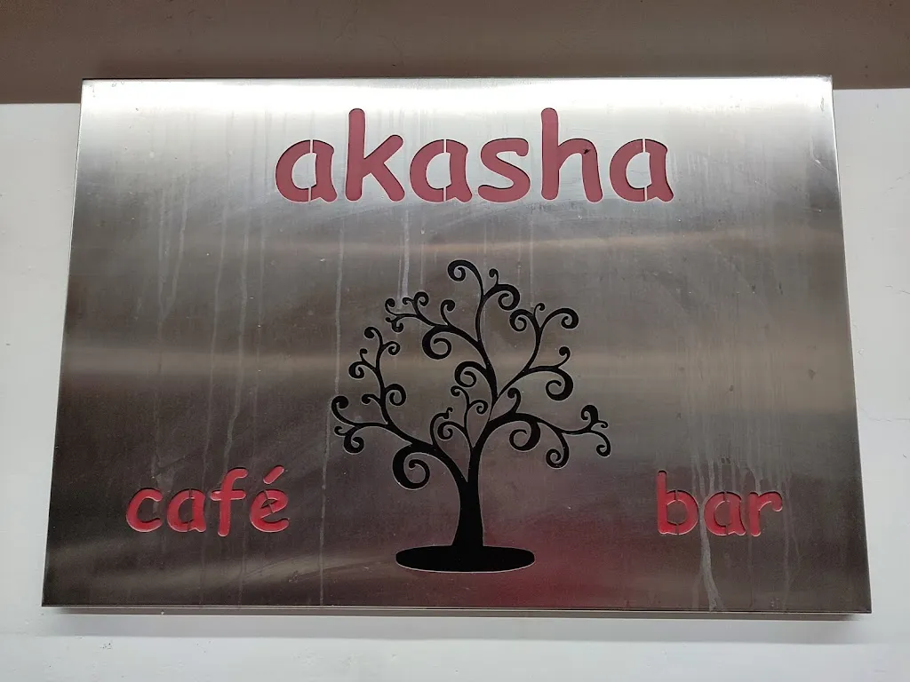 Douglas_Akasha Beneixama_Beneixama_recensione