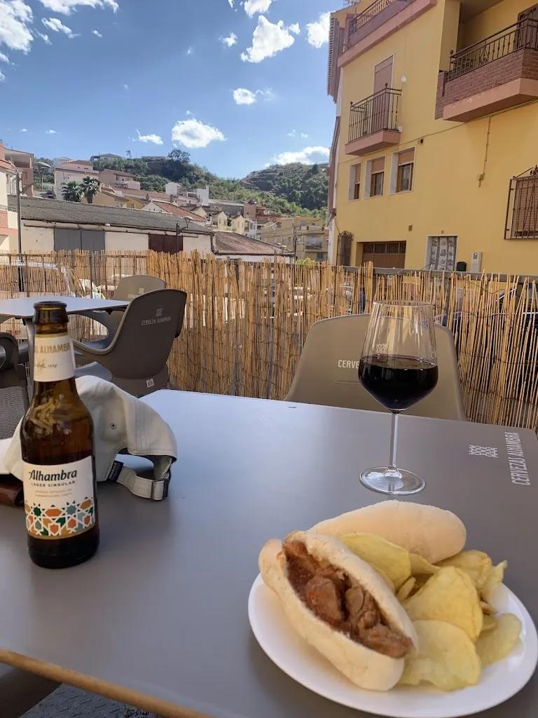 Michael McKinley_Café & Bar A Ca' Salva_Ítrabo_review