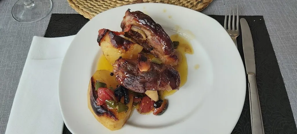 Juan Carlos Uribe Sánchez_Restaurante los Jardines_Huéscar_recensione