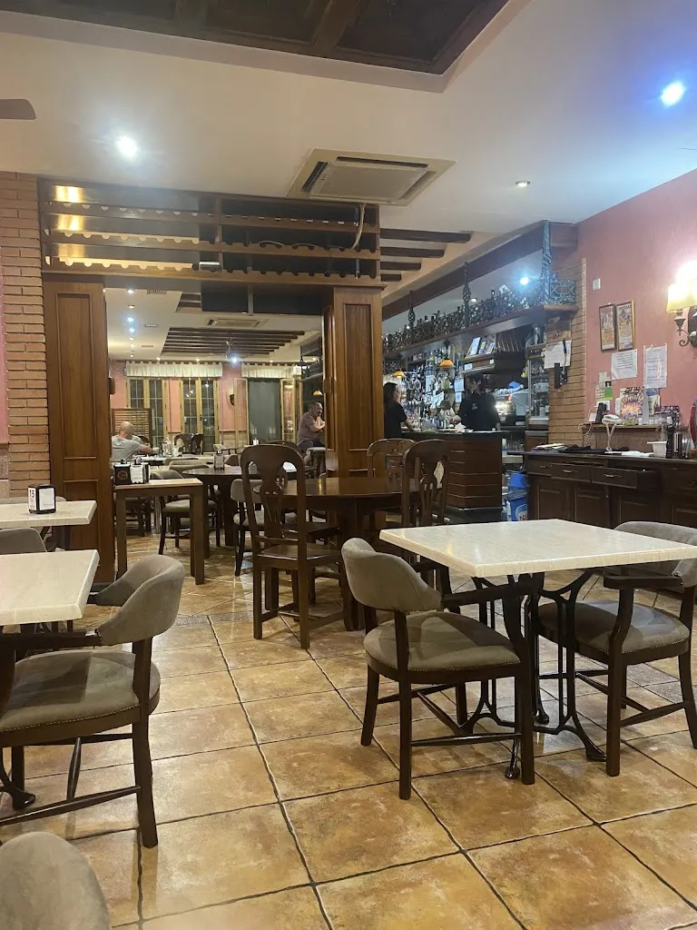 Hotel Restaurante Patri_Huéscar_slider_image_3