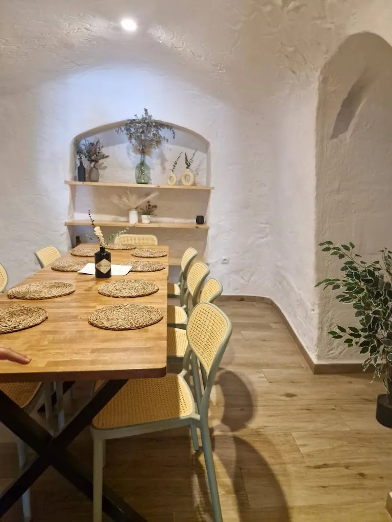 Nathan Evans_Cuevas Alkadima_Huéscar_recensione