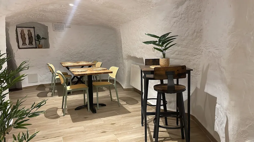 Cuevas Alkadima restaurant in Huéscar