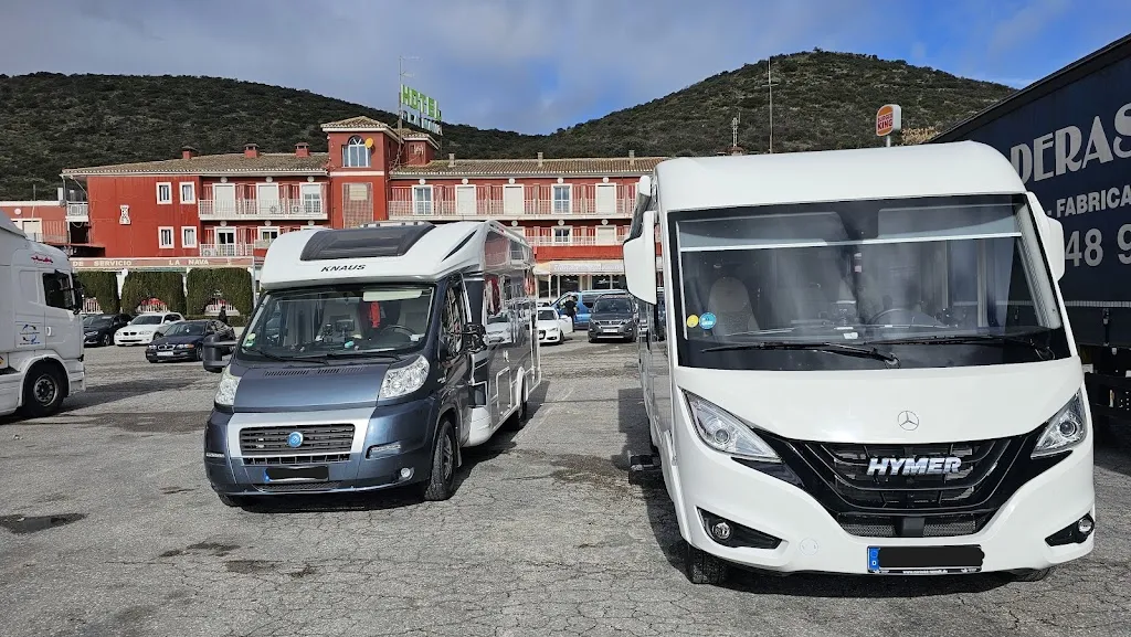 Chato_Area De Servicio Hotel La Nava_Iznalloz_review