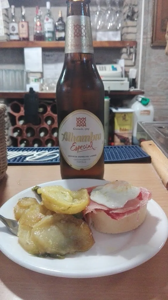 Bar 72_Illora_slider_image_3