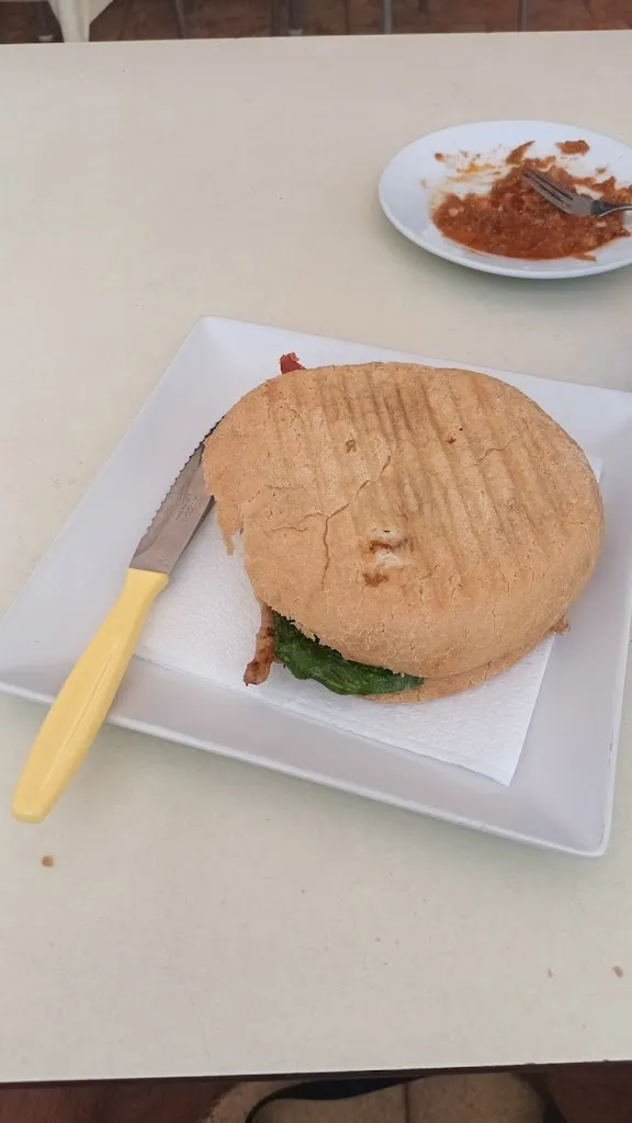 ATANASI SANCHEZ_Bar Pichica_Jérez del Marquesado_review