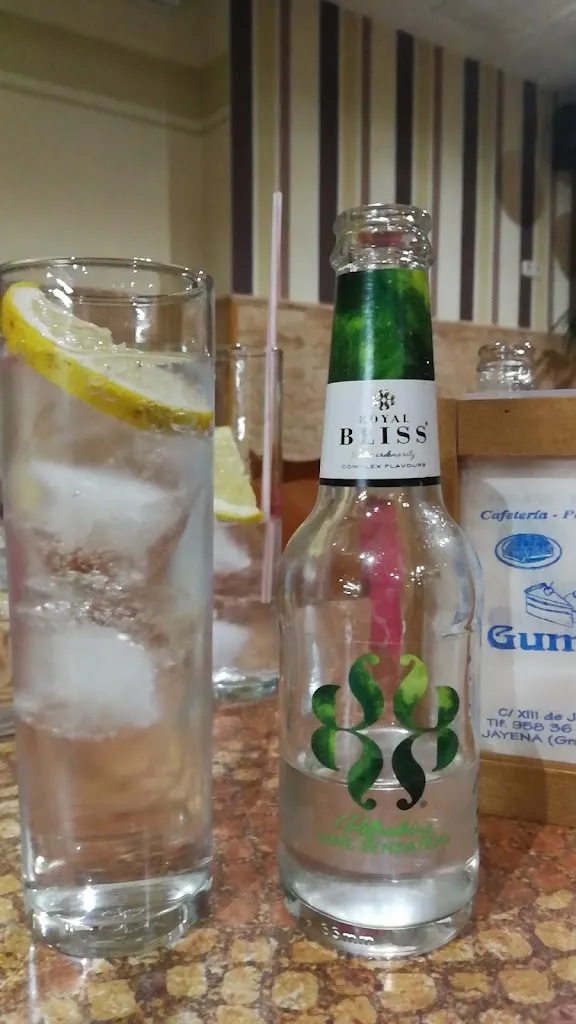 Menu_Cafetería Gumer_Jayena_immagine_9