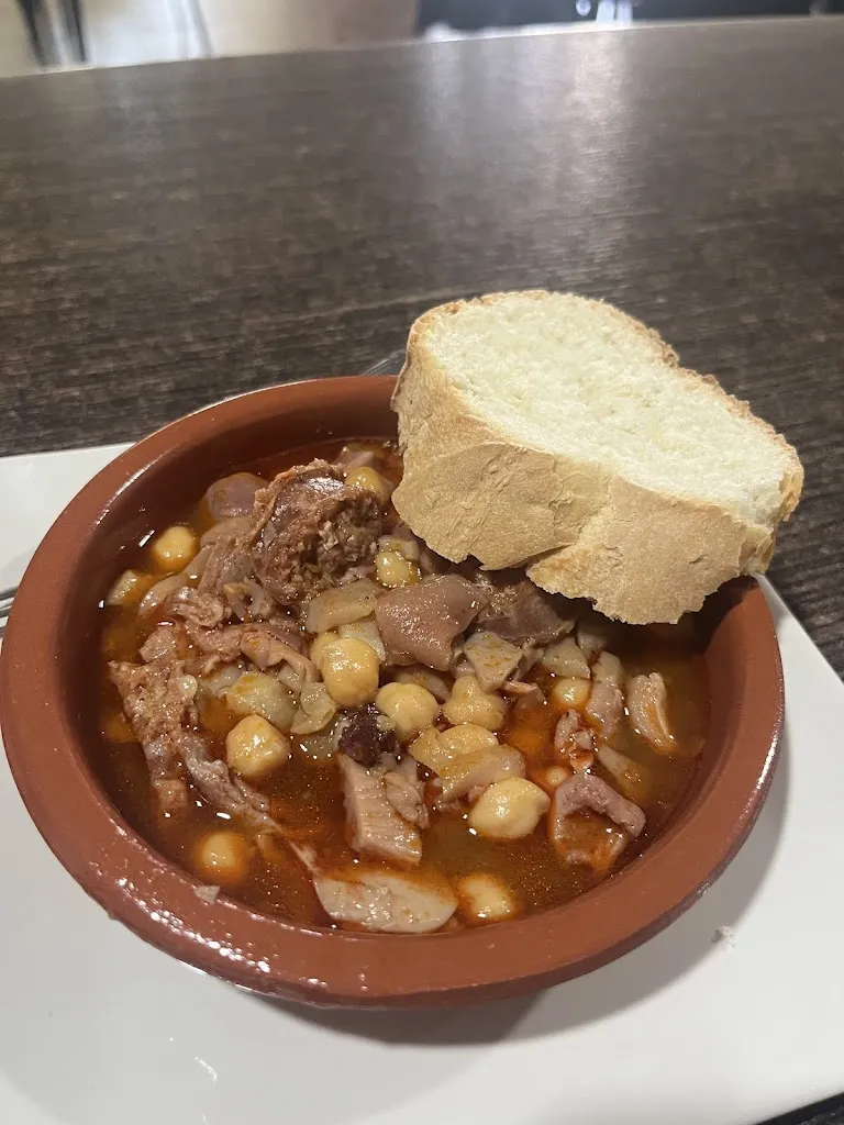 BAR NOA restaurant in Lanteira