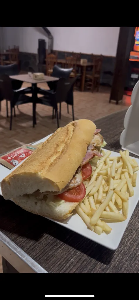 BAR NOA_Lanteira_slider_image_3