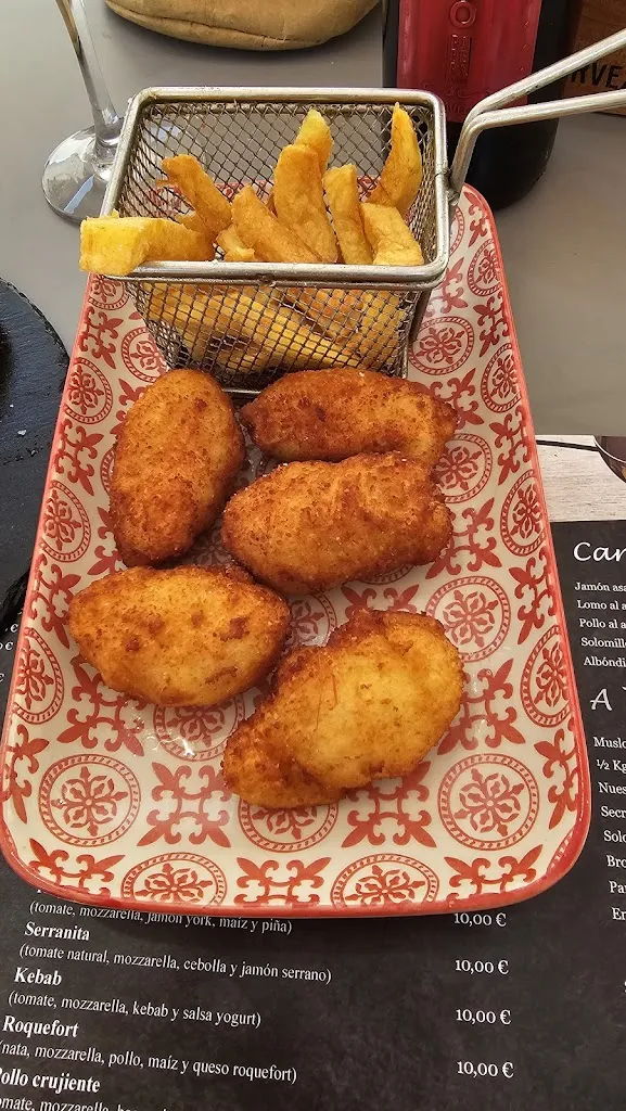 Menu_Entrevinos Restaurante/Brasería._Huétor Tájar_image_3