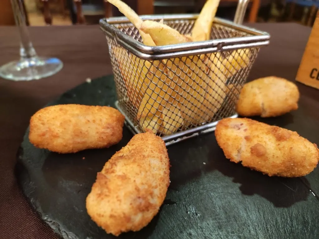 Menu_Entrevinos Restaurante/Brasería._Huétor Tájar_image_5