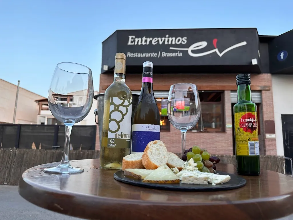 Entrevinos Restaurante/Brasería._Huétor Tájar_slider_image_2