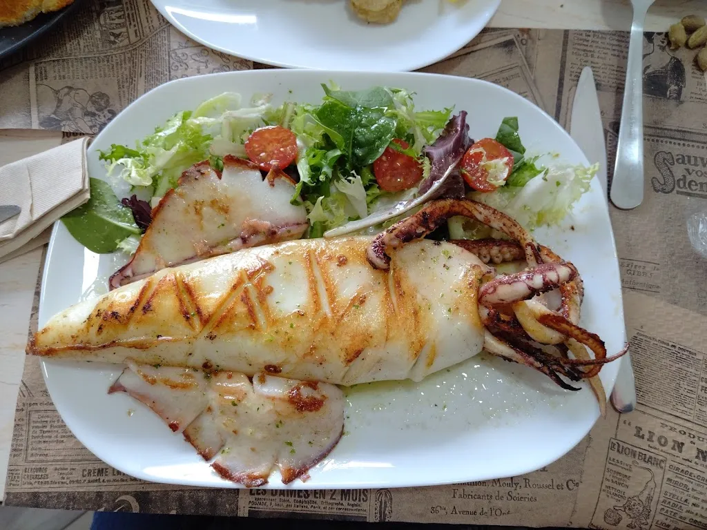 Bar El Quini restaurant in Huétor Tájar