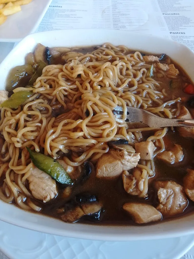 Valentyna Hashenko_Restaurante pizzería CJ._Huétor Tájar_review