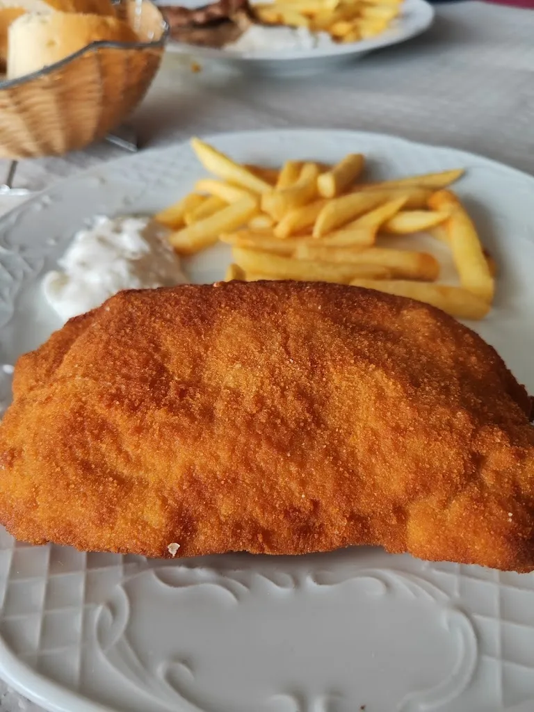 Jose Cañadas Garcia_Restaurante pizzería CJ._Huétor Tájar_review