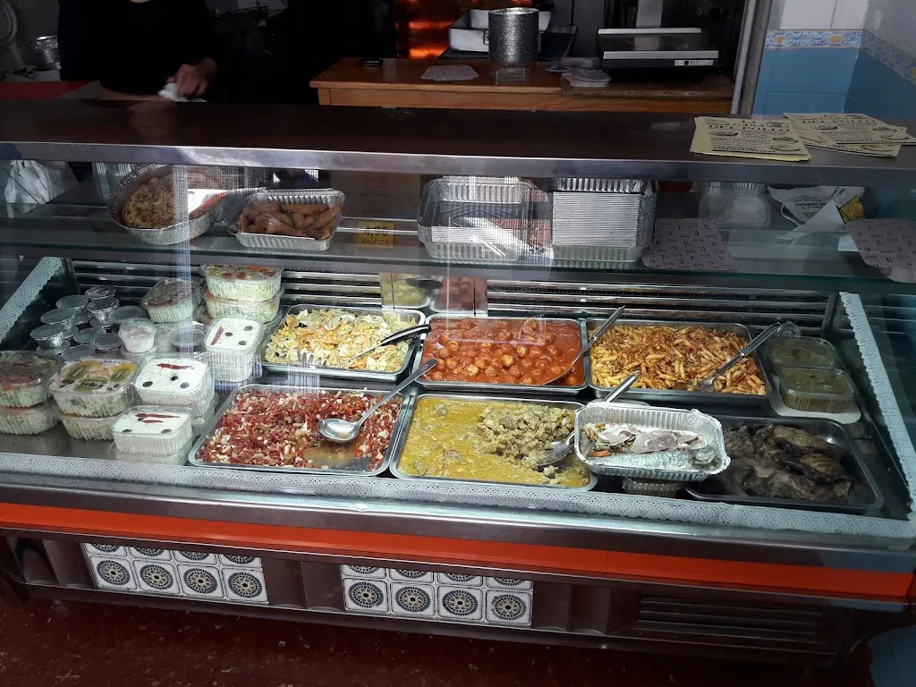 La Casa Del Pollo Asado restaurant in Huétor Tájar