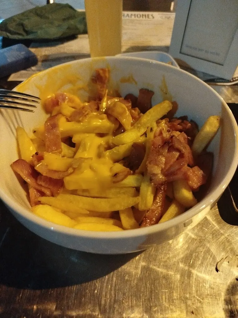 Ivan Garcia_Chiringuito LOS CAÑAMONES._Huétor Tájar_review