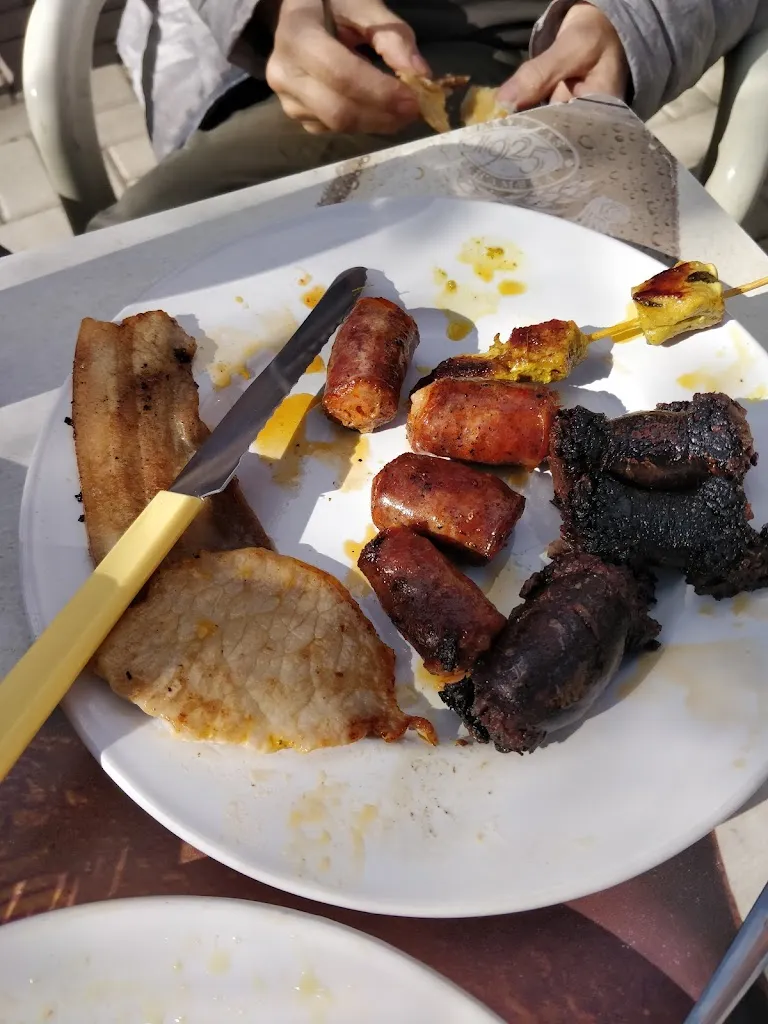 Menu_Bar Mariano_Lugros_image_1