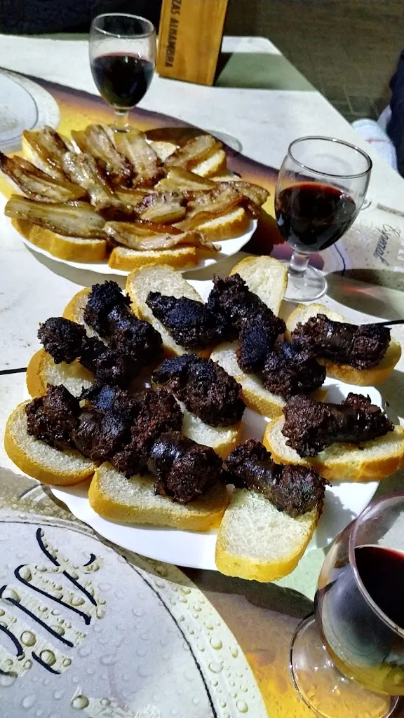 Menu_Bar Mariano_Lugros_image_3