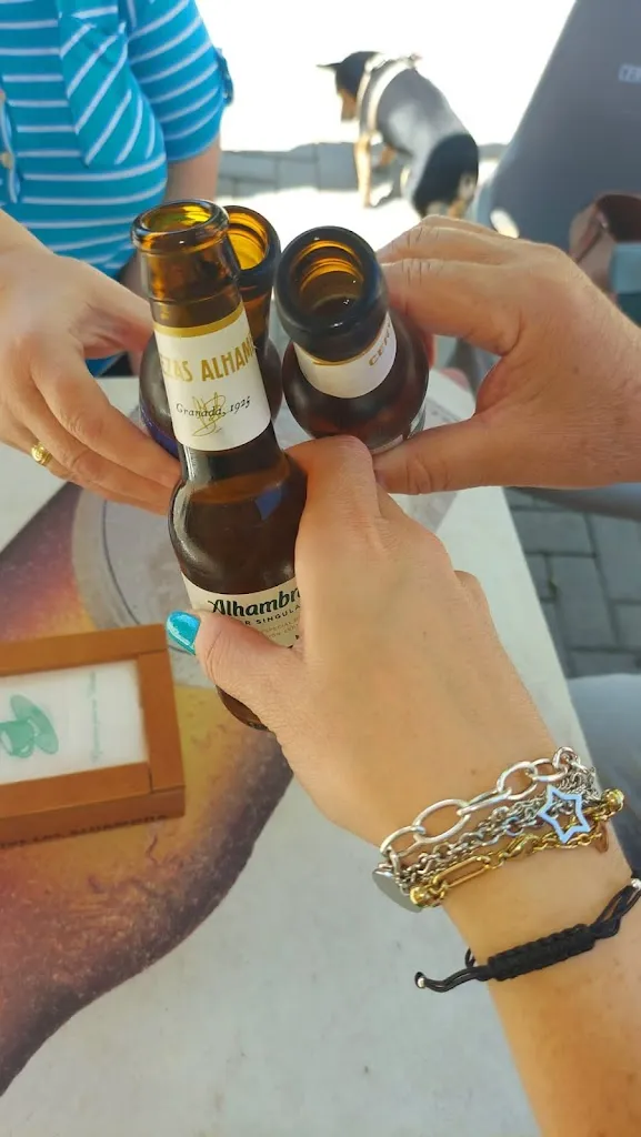 Menu_Bar Mariano_Lugros_image_6