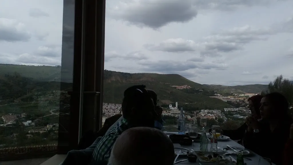 morad moflih_Restaurante Balcón del Genil_Huétor Vega_recensione