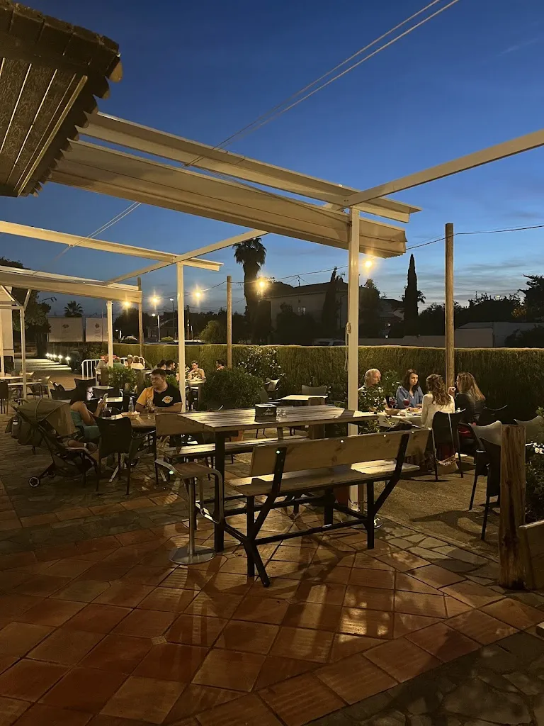 La Bodega restaurant in Huétor Vega