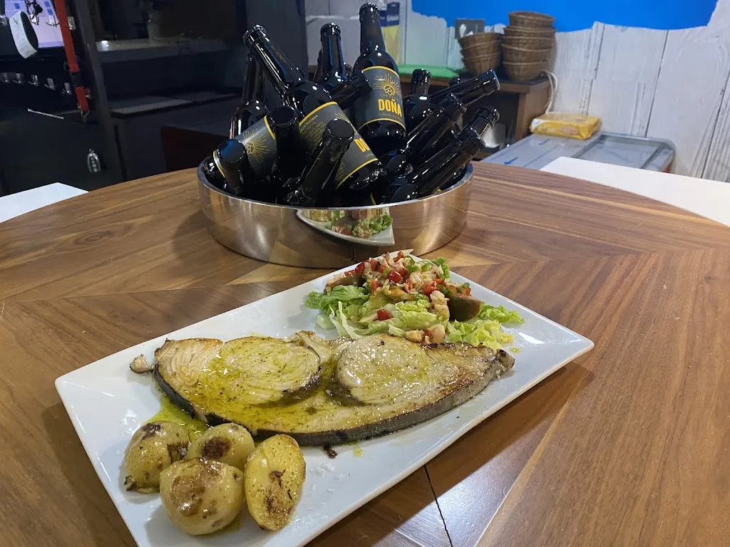 Doña Juana PESCAÍTO_Huétor Vega_slider_image_2