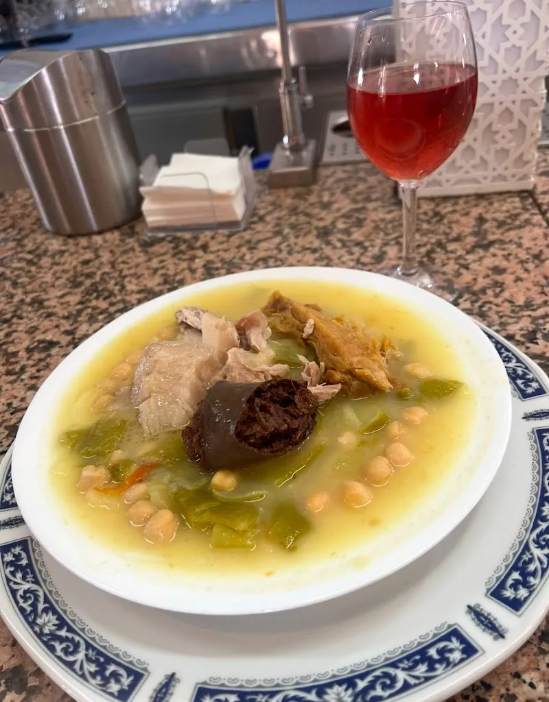 Alessandra Matos_Restaurante los Rebites_Huétor Vega_review