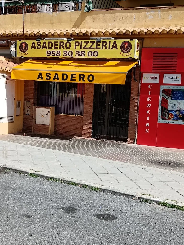 + k pollos_Huétor Vega_slider_image_1