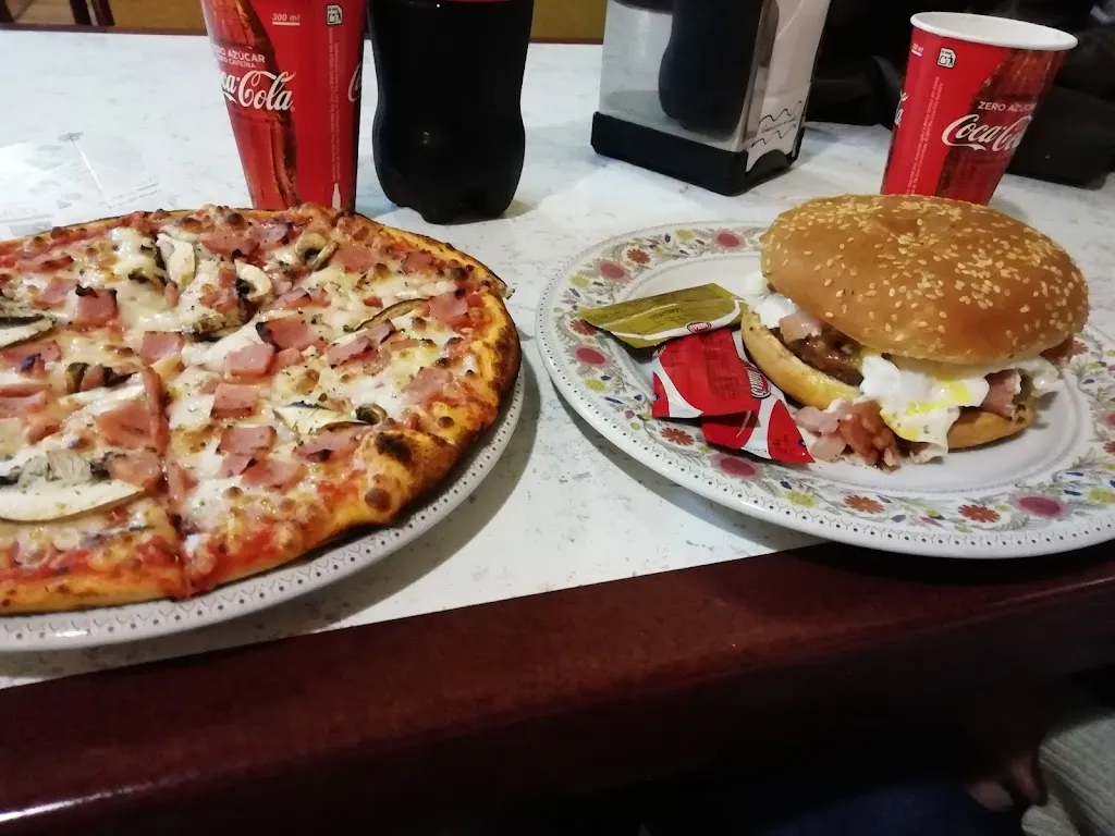 Andra Maria Moroaca_Pizzería Pizzabit_Huétor Vega_review