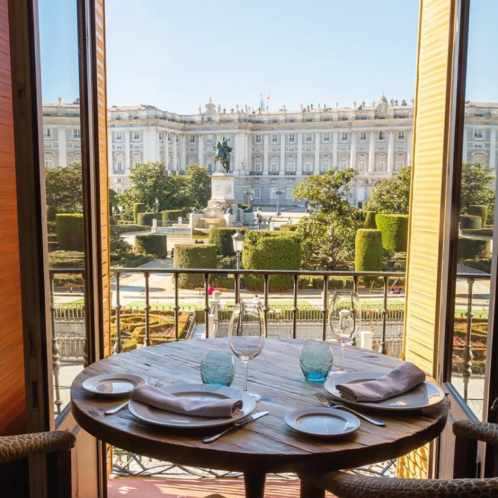 La Lonja del Mar restaurant in Loja