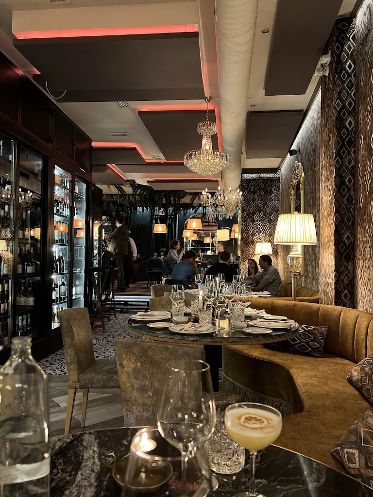 Doga Ozyurekli_El Picaporte | Restaurante en Madrid_Marchal_review