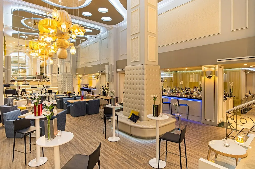 Restaurante Domo Abascal restaurant in Marchal