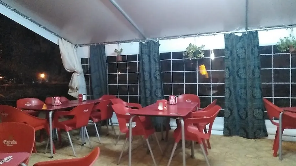 Manolo N.S._Bar Kiosco Fina_Malahá La_review