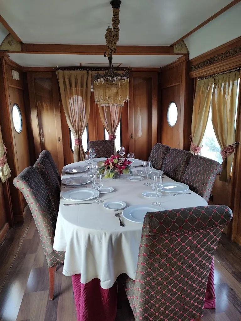 Sam Warn_Restaurante Al Ándalus Expreso_Malahá La_review