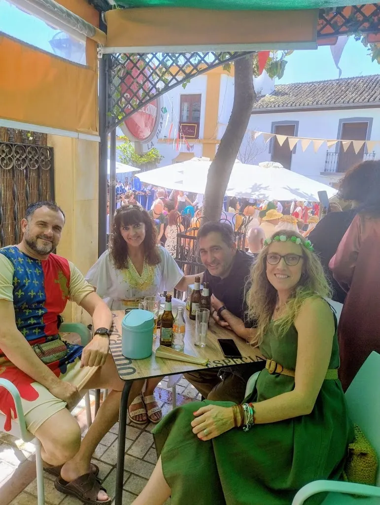 Sandra Marfil_Breaking Bar La Plaza_Moclín_review