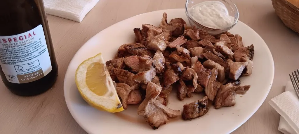 Juan Antonio Moscoso Senciales_Bar La Ruta_Moclín_review