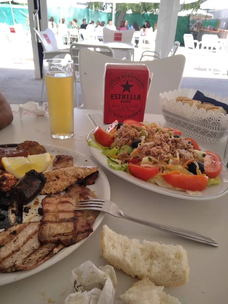 Menu_Cafe Bar Escaparate (Copas & Tapas )_Montejicar_image_4